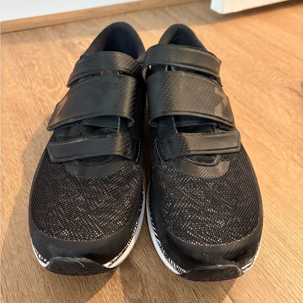 New Balance cycling / spin shoes 10.5